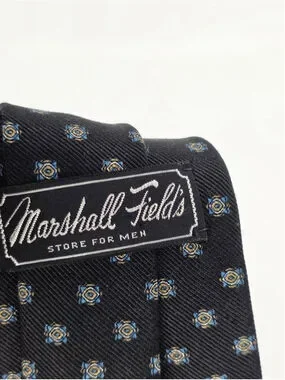 countess mara | Accessories | Countess Mara Navy Gold Medallion Mens ...